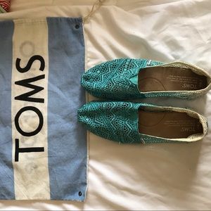 Toms Aqua Ombre Alpargata Moroccan Crochet Classic